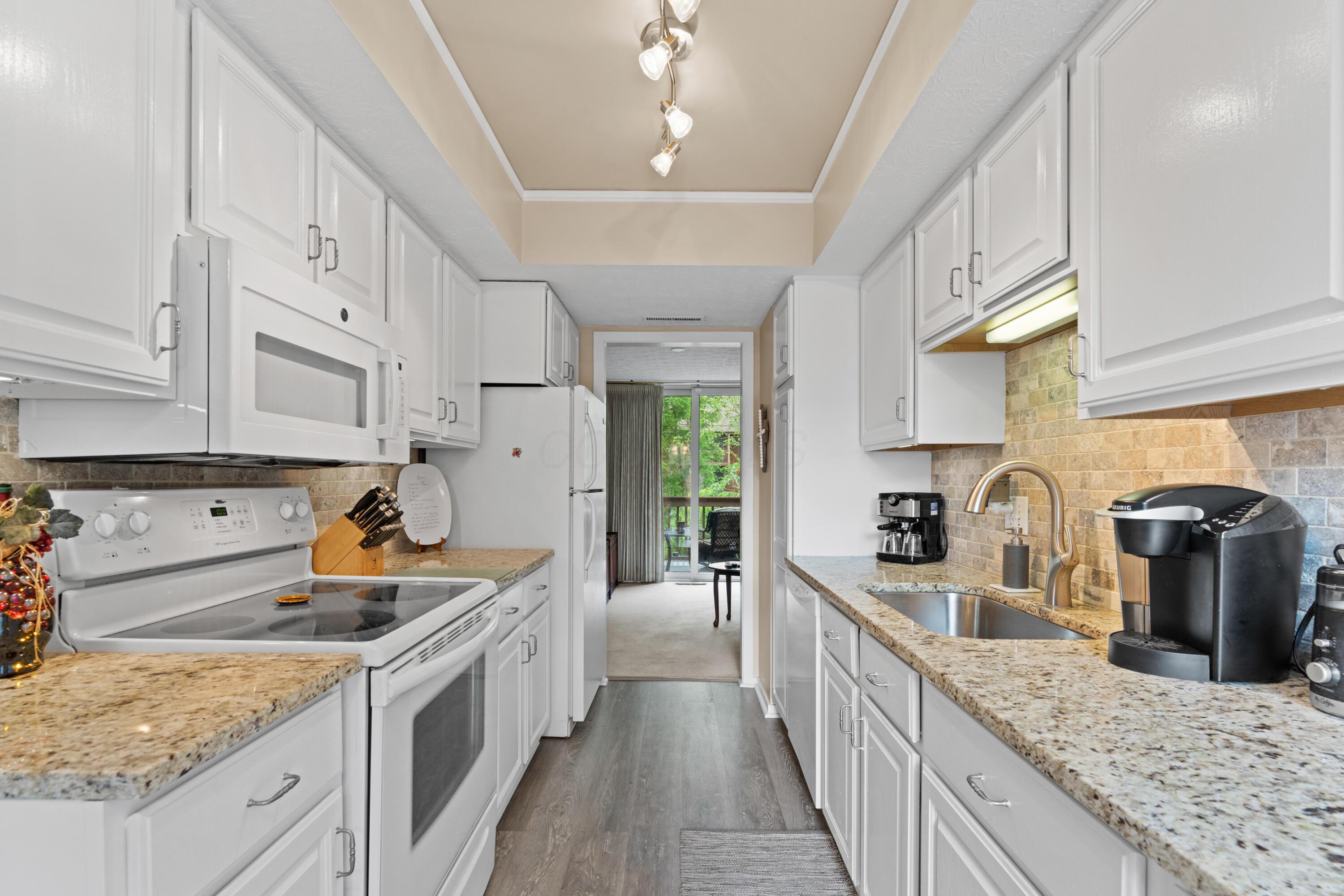 4960 Wintersong Lane, Westerville, Ohio image 19