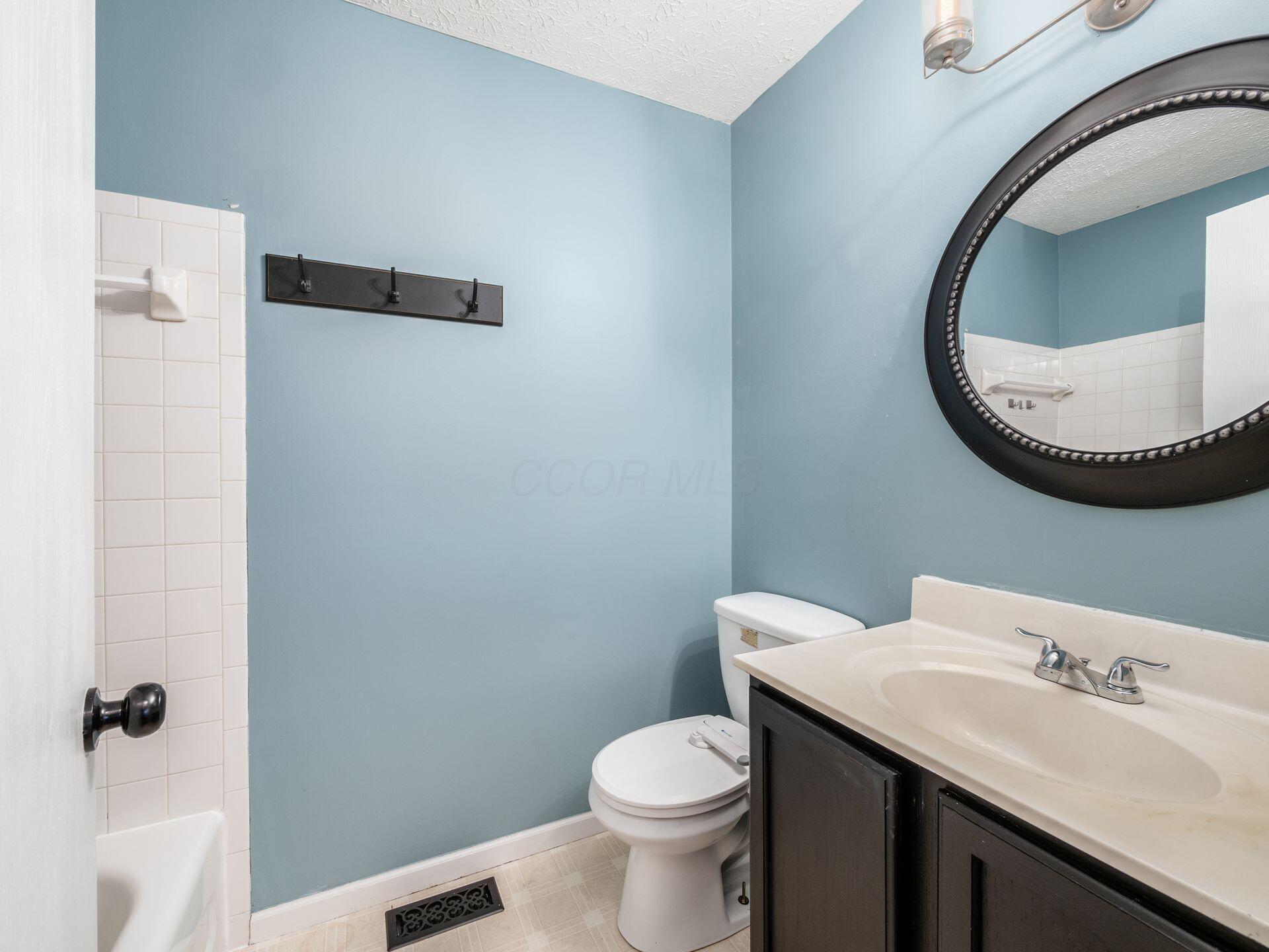 407 Maplegrove Drive, Marysville, Ohio image 26