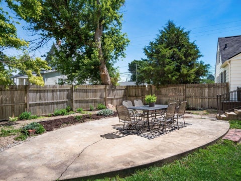 Tiny photo for 189 Elm Street, London, OH 43140 (MLS # 226022481)
