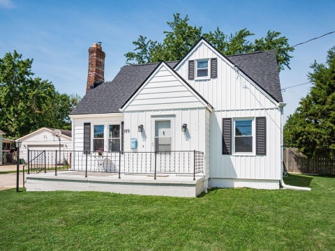 Photo of 189 Elm Street, London, OH 43140 (MLS # 226022481)