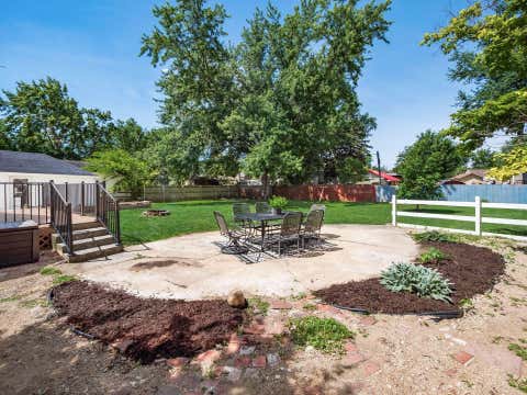 Tiny photo for 189 Elm Street, London, OH 43140 (MLS # 226022481)