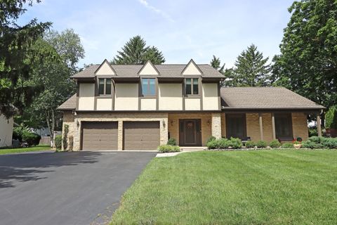Photo of 3969 Newhall Road, Upper Arlington, OH 43220 (MLS # 226023539)