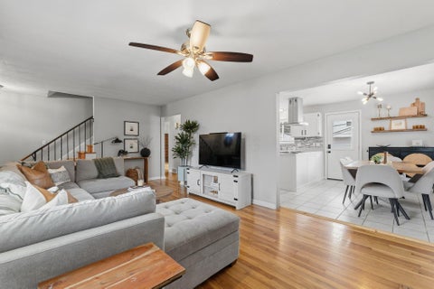 Tiny photo for 695 Island Court, Columbus, OH 43214 (MLS # 226036285)