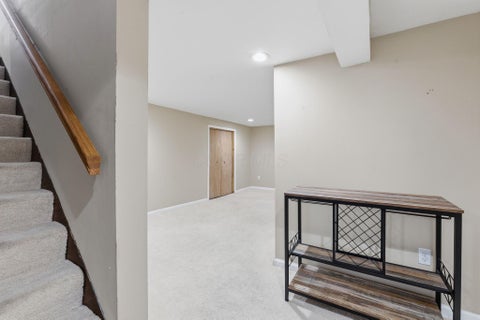 Tiny photo for 695 Island Court, Columbus, OH 43214 (MLS # 226036285)