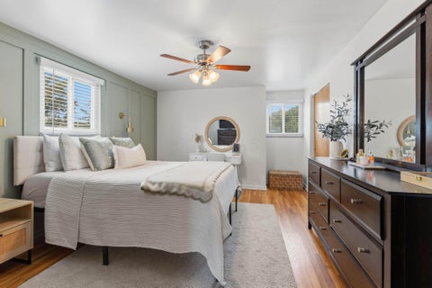 Tiny photo for 695 Island Court, Columbus, OH 43214 (MLS # 226036285)