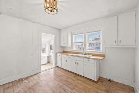 Tiny photo for 132 Dix Avenue, Marion, OH 43302 (MLS # 225045136)