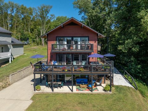 Photo of 318 Crabapple Drive, Howard, OH 43028 (MLS # 225037954)