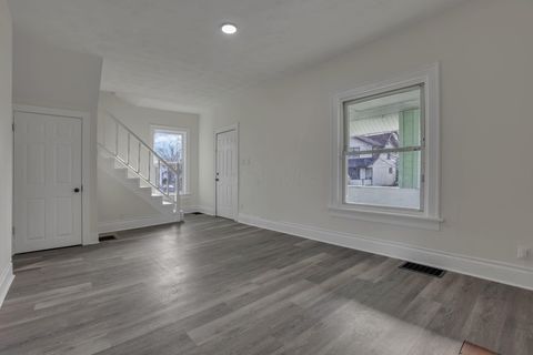 Tiny photo for 1430 Kenmore Road, Columbus, OH 43211 (MLS # 226002498)