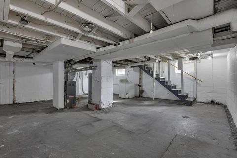 Tiny photo for 1430 Kenmore Road, Columbus, OH 43211 (MLS # 226002498)