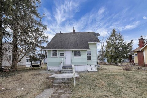 Tiny photo for 1430 Kenmore Road, Columbus, OH 43211 (MLS # 226002498)