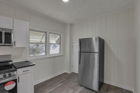 Tiny photo for 1430 Kenmore Road, Columbus, OH 43211 (MLS # 226002498)