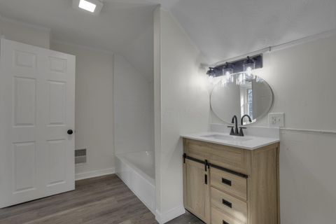 Tiny photo for 1430 Kenmore Road, Columbus, OH 43211 (MLS # 226002498)