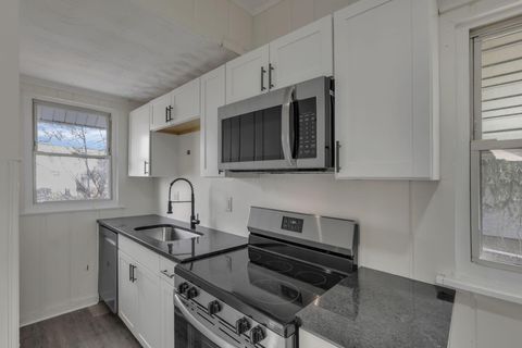 Tiny photo for 1430 Kenmore Road, Columbus, OH 43211 (MLS # 226002498)