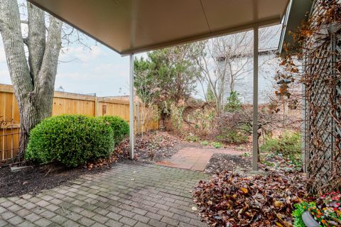 Tiny photo for 242 E Sycamore Street, Columbus, OH 43206 (MLS # 225045958)