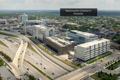 Tiny photo for 242 E Sycamore Street, Columbus, OH 43206 (MLS # 225045958)