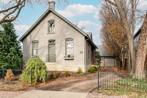 Tiny photo for 242 E Sycamore Street, Columbus, OH 43206 (MLS # 225045958)