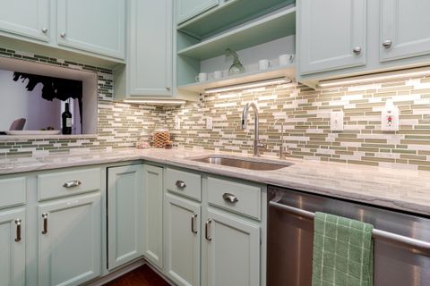 Tiny photo for 242 E Sycamore Street, Columbus, OH 43206 (MLS # 225045958)