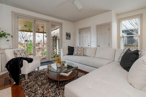 Tiny photo for 242 E Sycamore Street, Columbus, OH 43206 (MLS # 225045958)