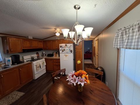 Photo of 1100 Thornwood Drive SW 1018 #1018, Heath, OH 43056 (MLS # 225043296)