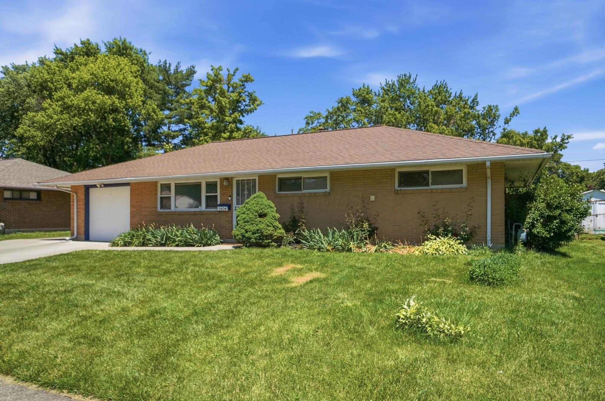 1404 Rosehill Road