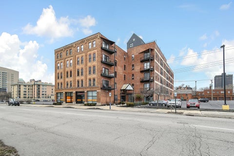 Photo for 432 E Rich Street 2J
