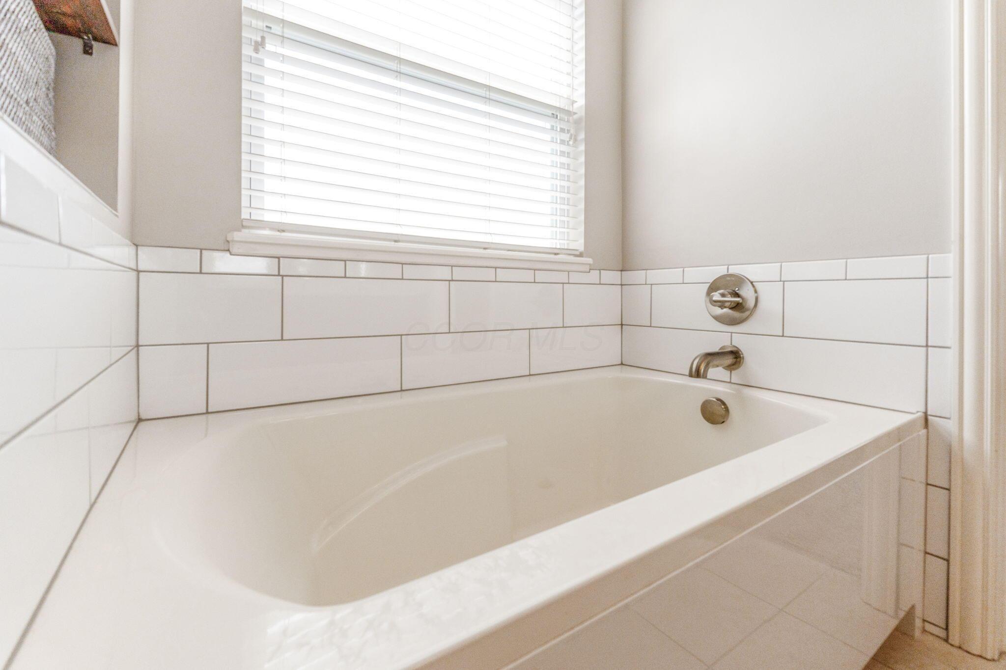754 Mill Crossing Drive, Westerville, Ohio image 46