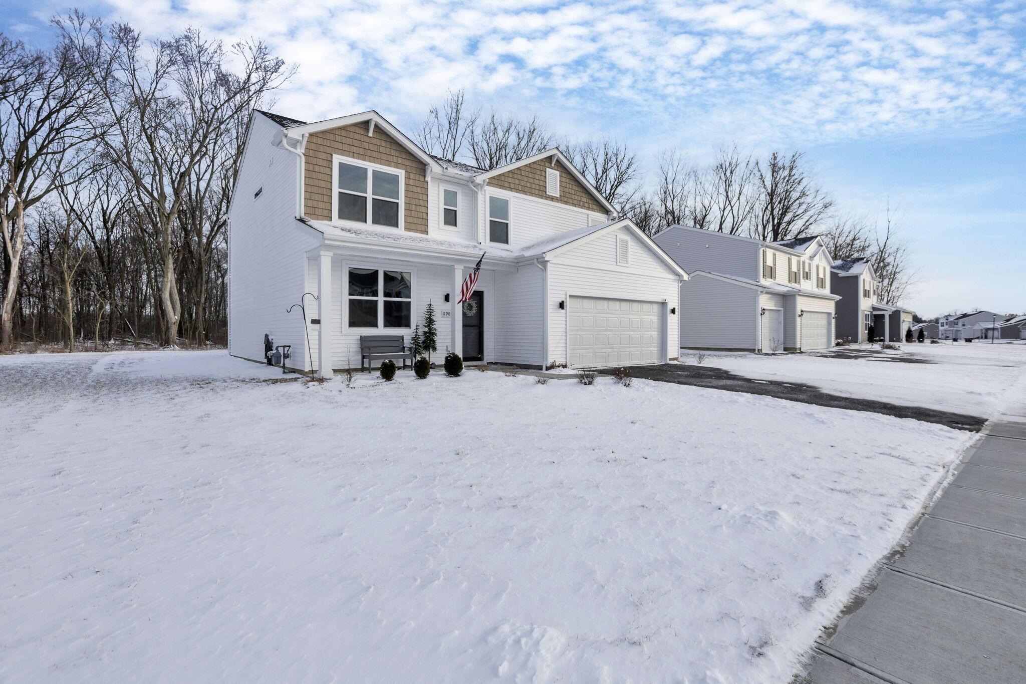 1190 Lake Forest Drive, Hebron, Ohio image 4