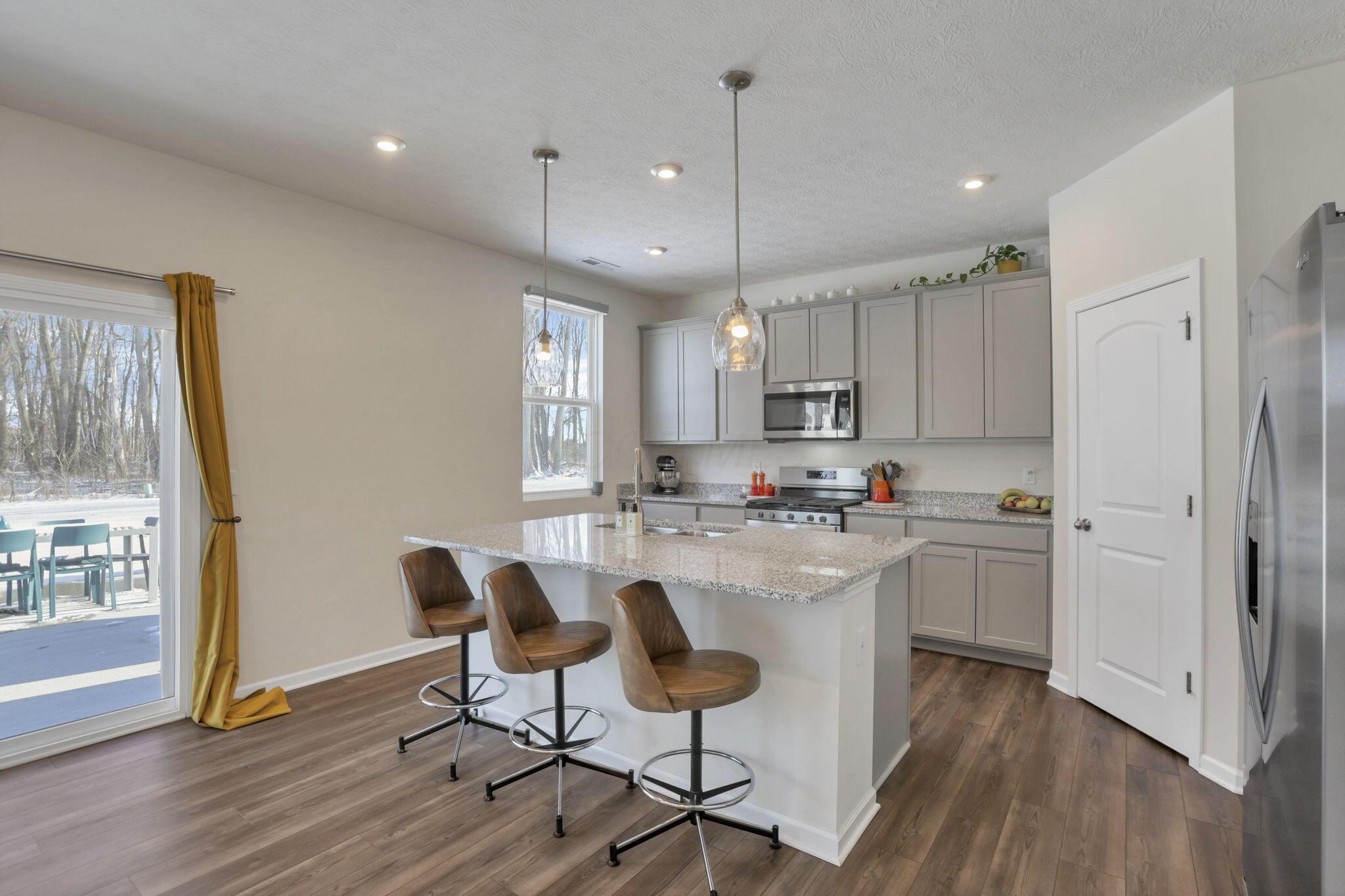1190 Lake Forest Drive, Hebron, Ohio image 9