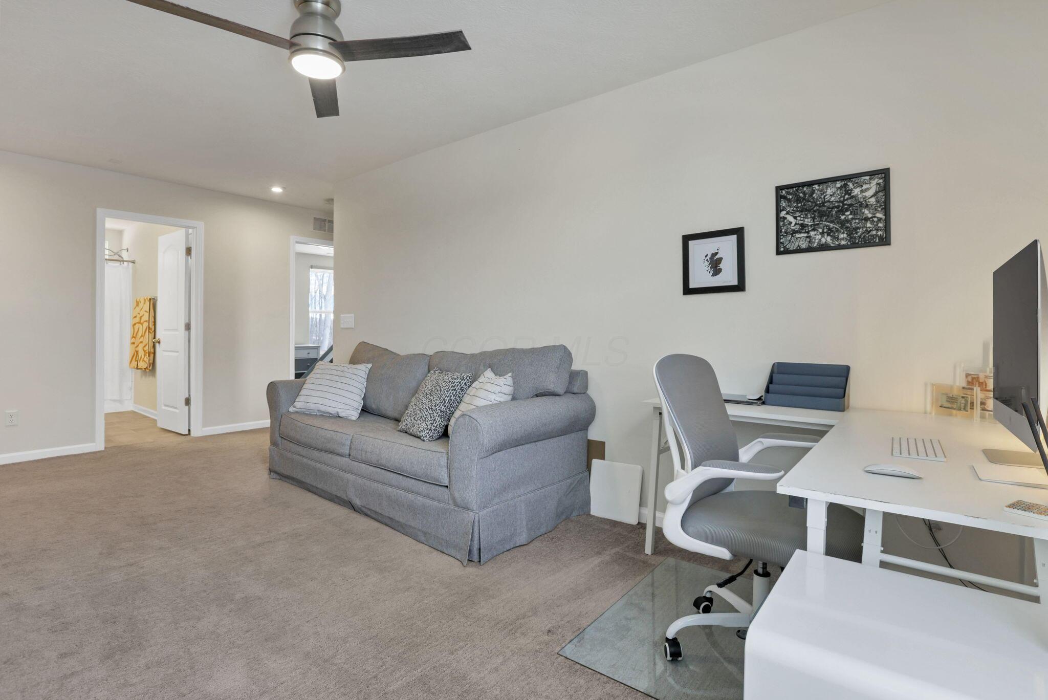 1190 Lake Forest Drive, Hebron, Ohio image 23