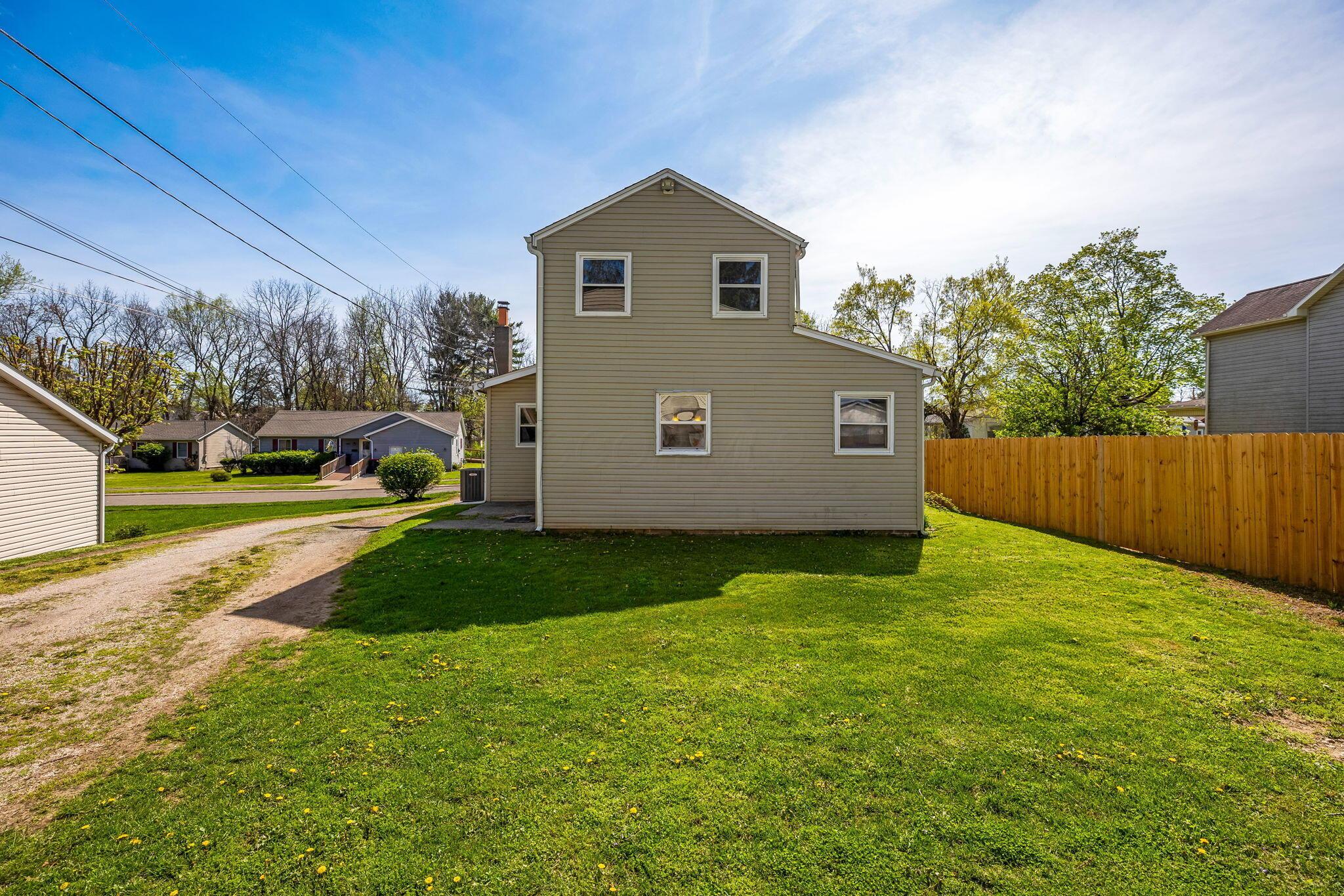425 N 11th Street, Newark, Ohio image 48
