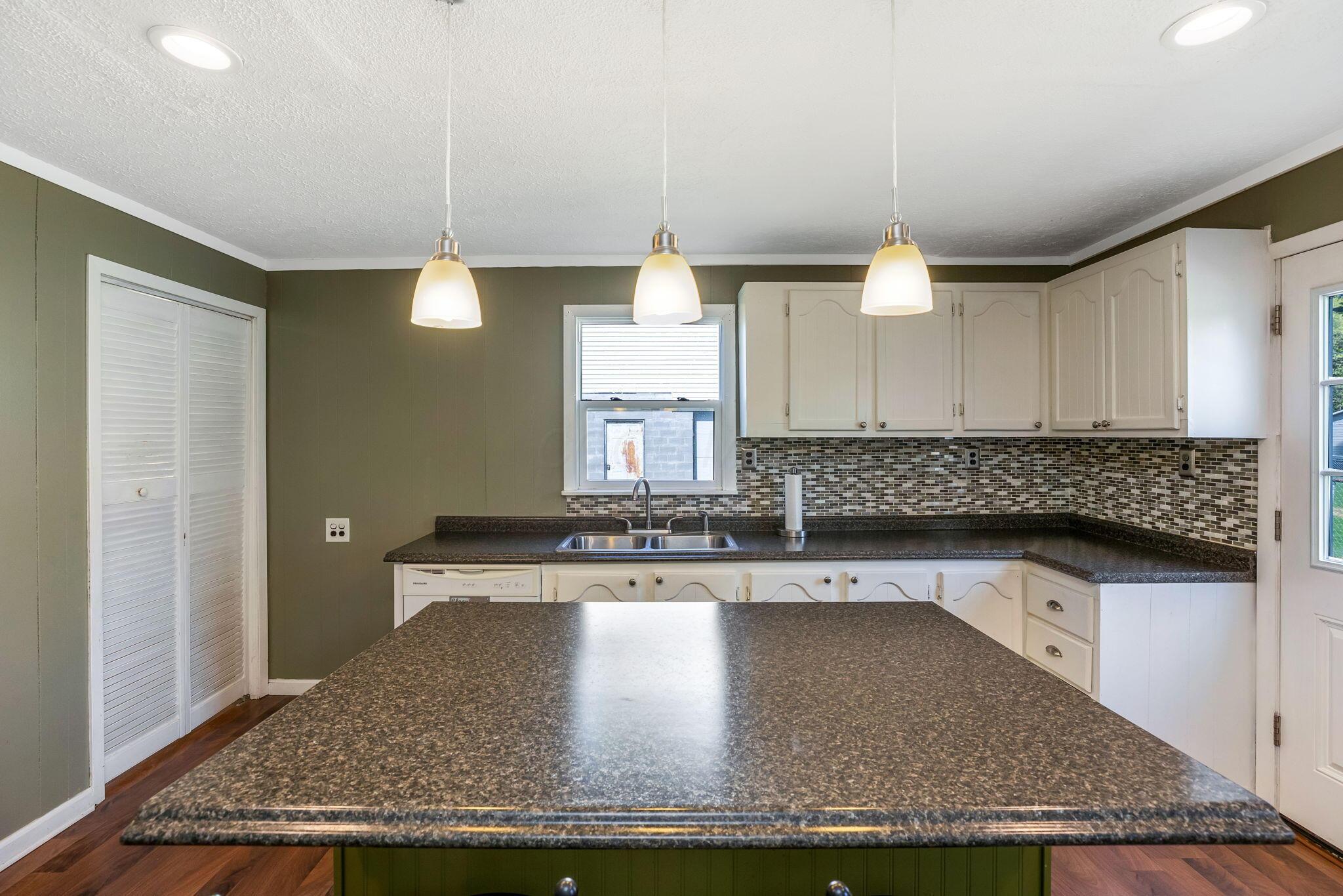 425 N 11th Street, Newark, Ohio image 17