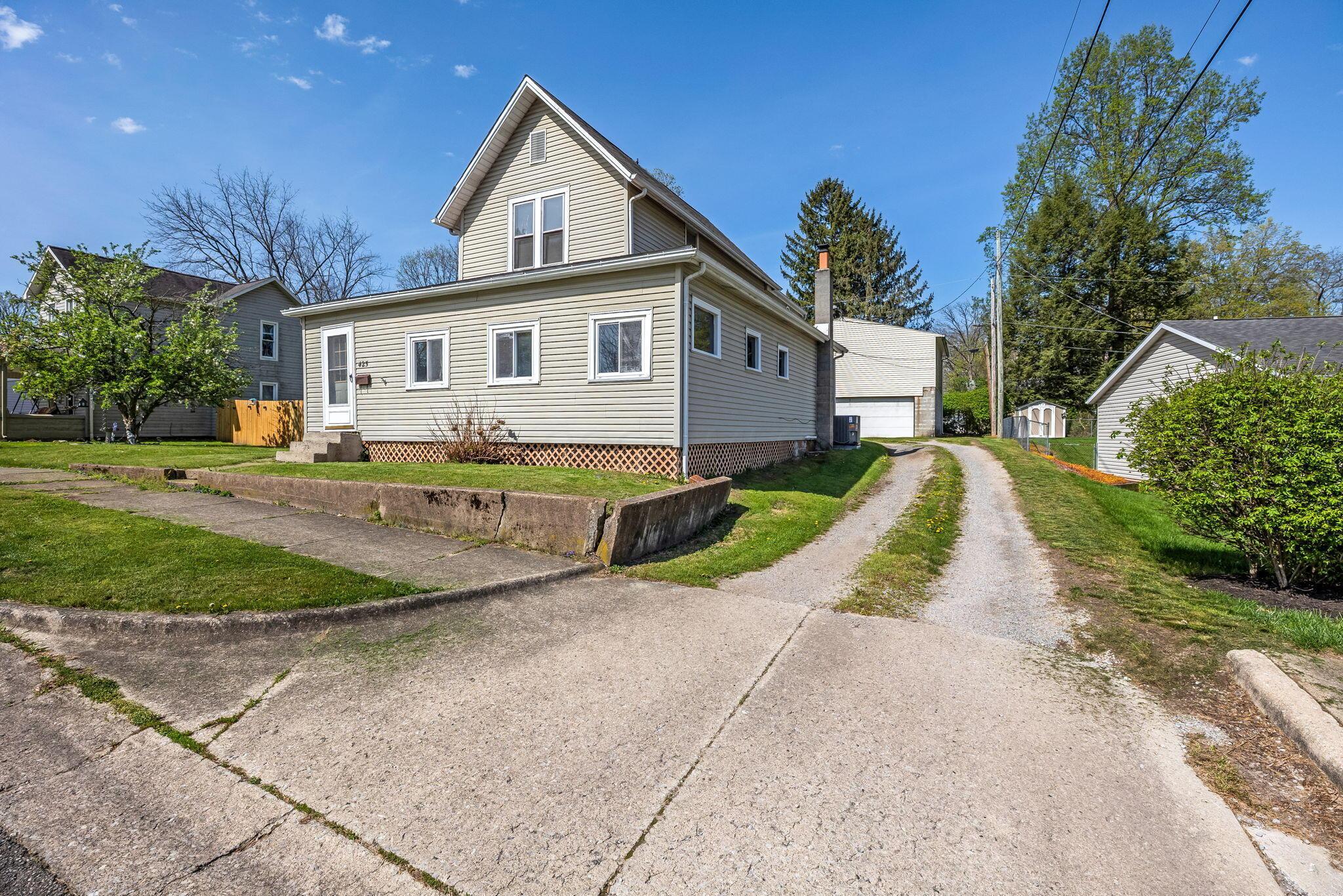 425 N 11th Street, Newark, Ohio image 8