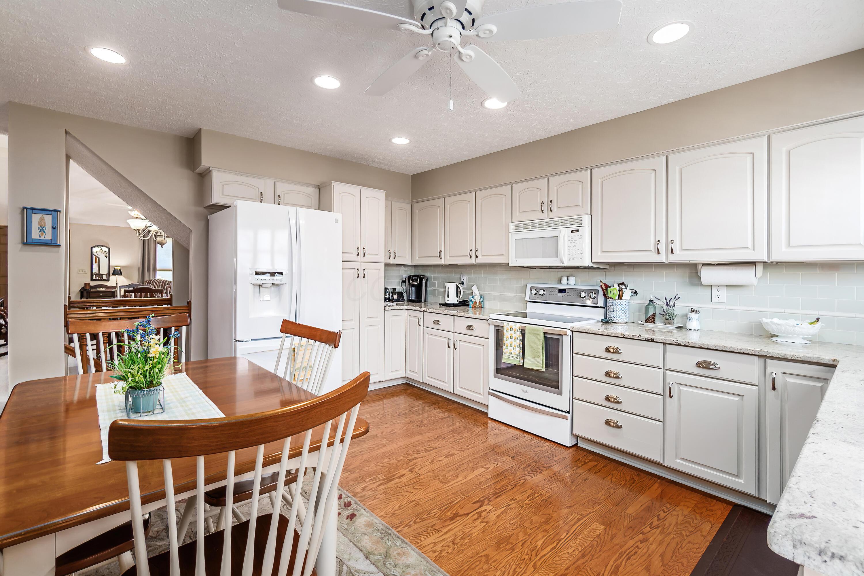 4995 Softwood Court, Westerville, Ohio image 9