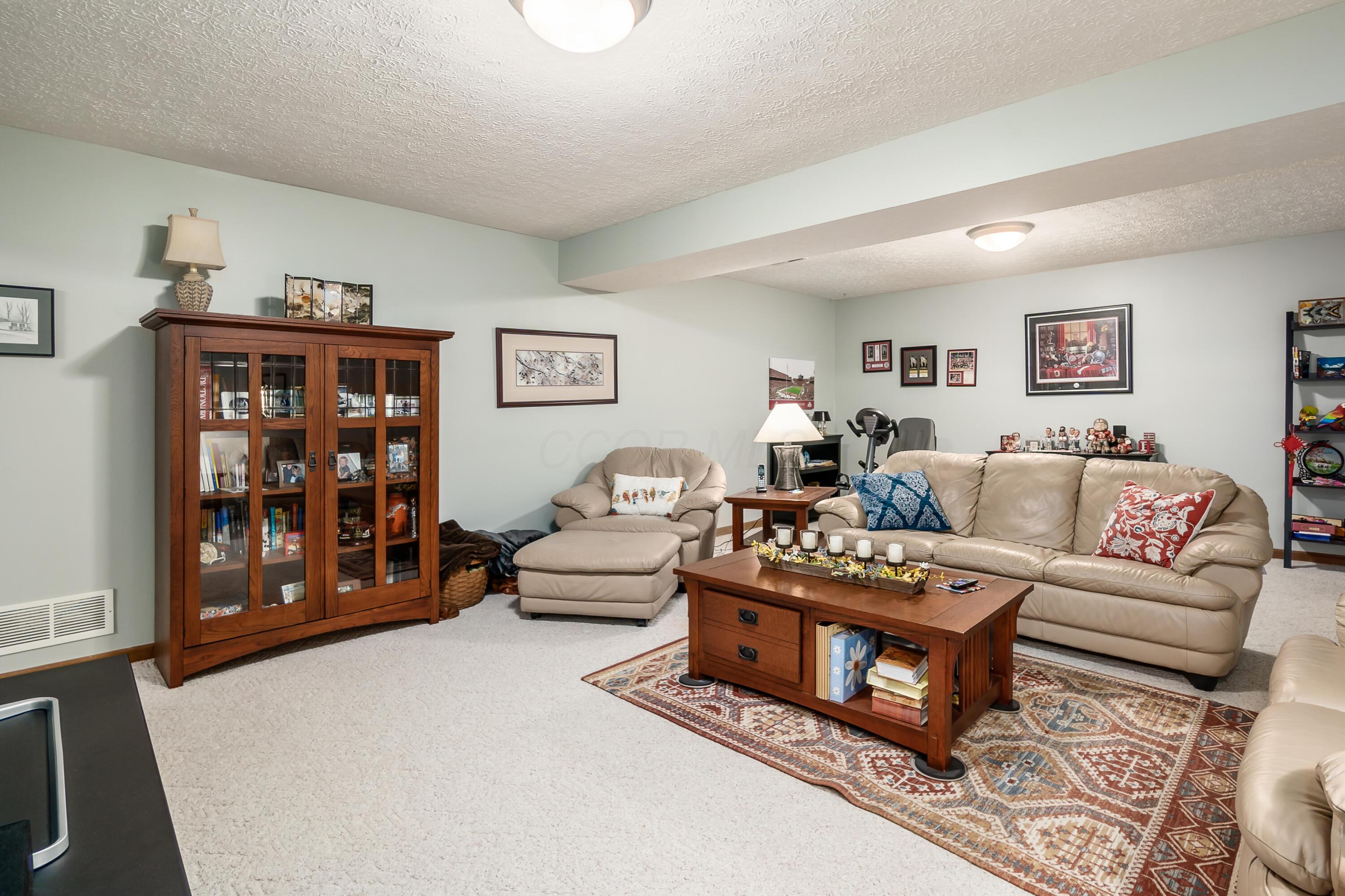 4995 Softwood Court, Westerville, Ohio image 16