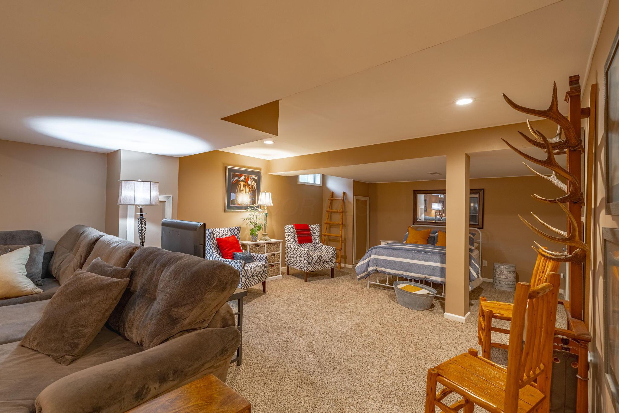8738 Birch Brook Loop, Pickerington, Ohio image 25