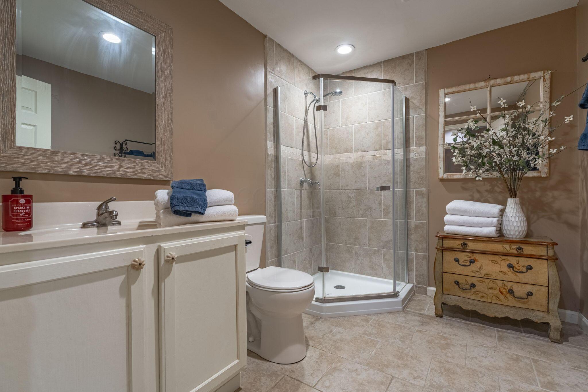 8738 Birch Brook Loop, Pickerington, Ohio image 27