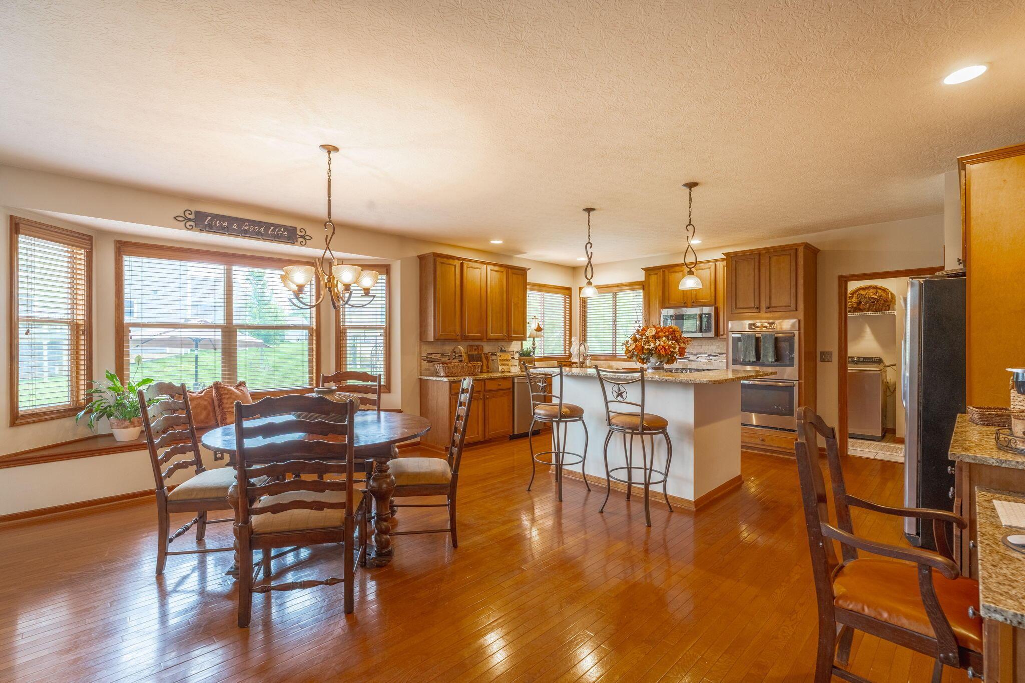 8738 Birch Brook Loop, Pickerington, Ohio image 10