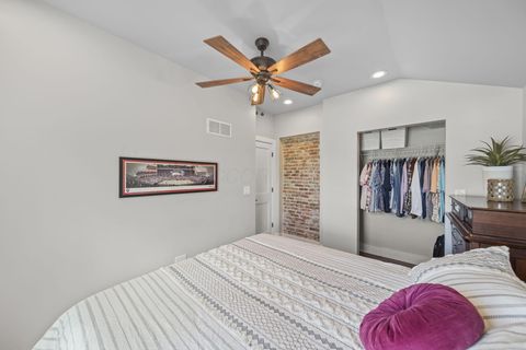 Tiny photo for 278 E Welch Avenue, Columbus, OH 43207 (MLS # 226013122)