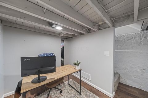 Tiny photo for 278 E Welch Avenue, Columbus, OH 43207 (MLS # 226013122)