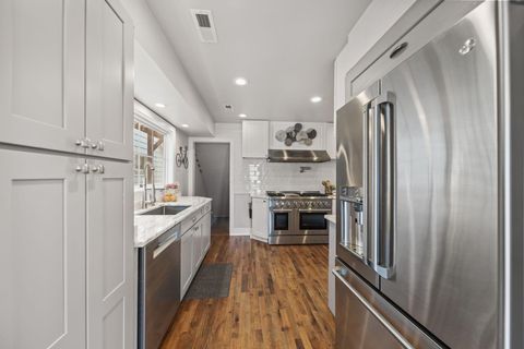 Tiny photo for 278 E Welch Avenue, Columbus, OH 43207 (MLS # 226013122)