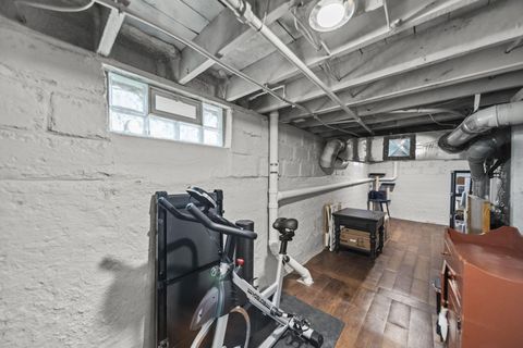 Tiny photo for 278 E Welch Avenue, Columbus, OH 43207 (MLS # 226013122)