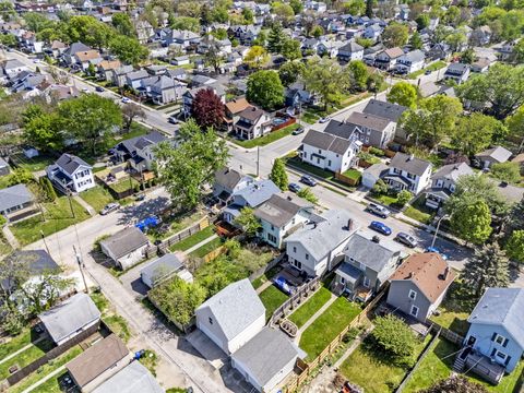 Tiny photo for 278 E Welch Avenue, Columbus, OH 43207 (MLS # 226013122)