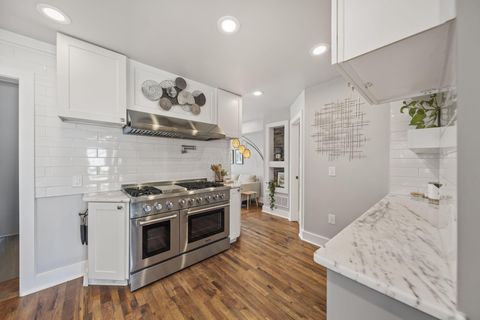 Tiny photo for 278 E Welch Avenue, Columbus, OH 43207 (MLS # 226013122)