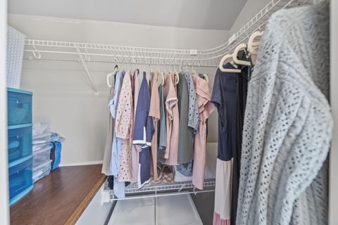 Tiny photo for 278 E Welch Avenue, Columbus, OH 43207 (MLS # 226013122)