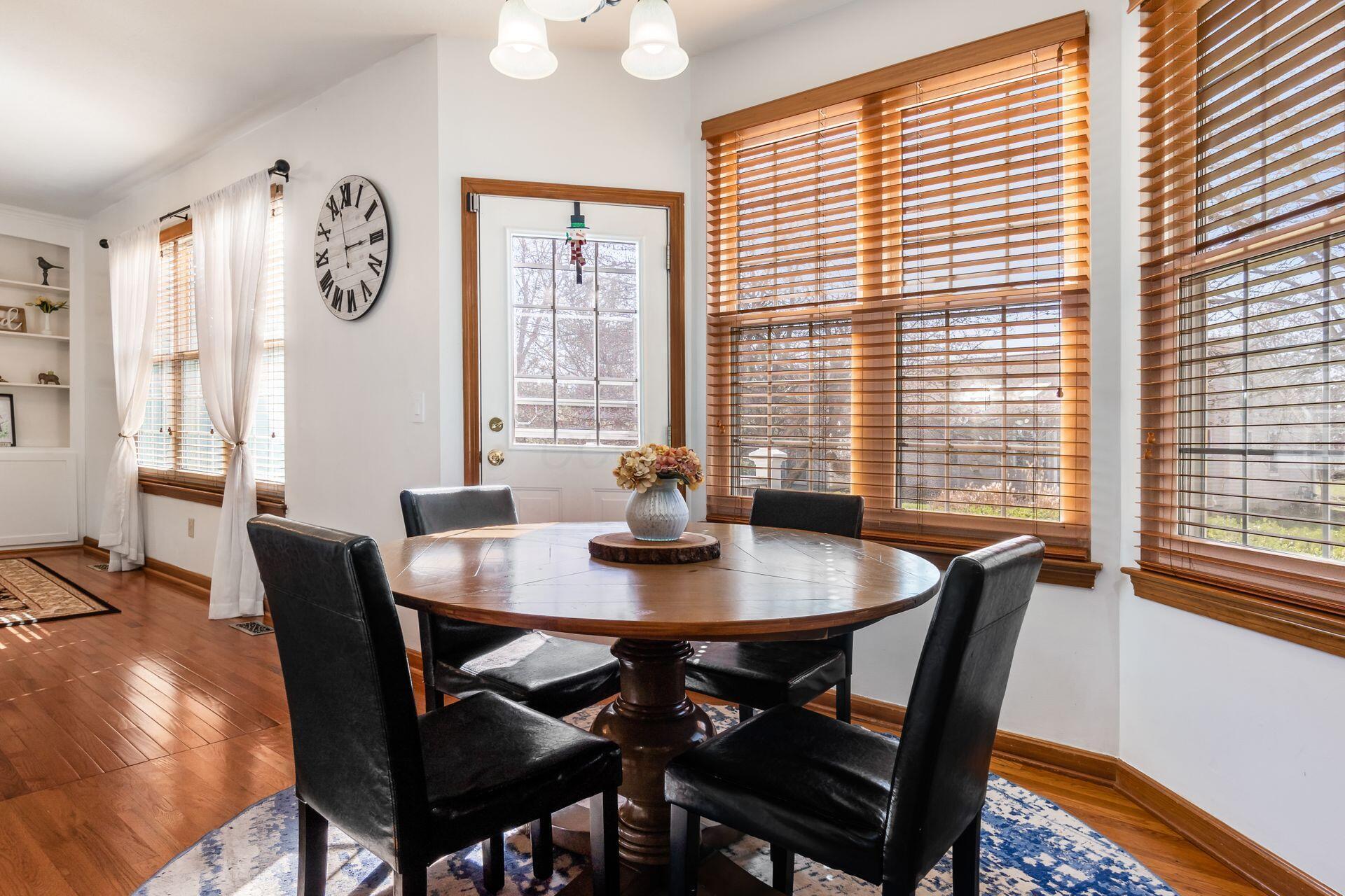 509 Ivyside Square, Westerville, Ohio image 17