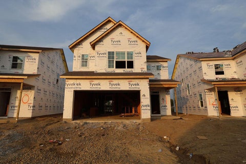Photo of 1021 Dawsons Drive, Hebron, OH 43025 (MLS # 226029647)