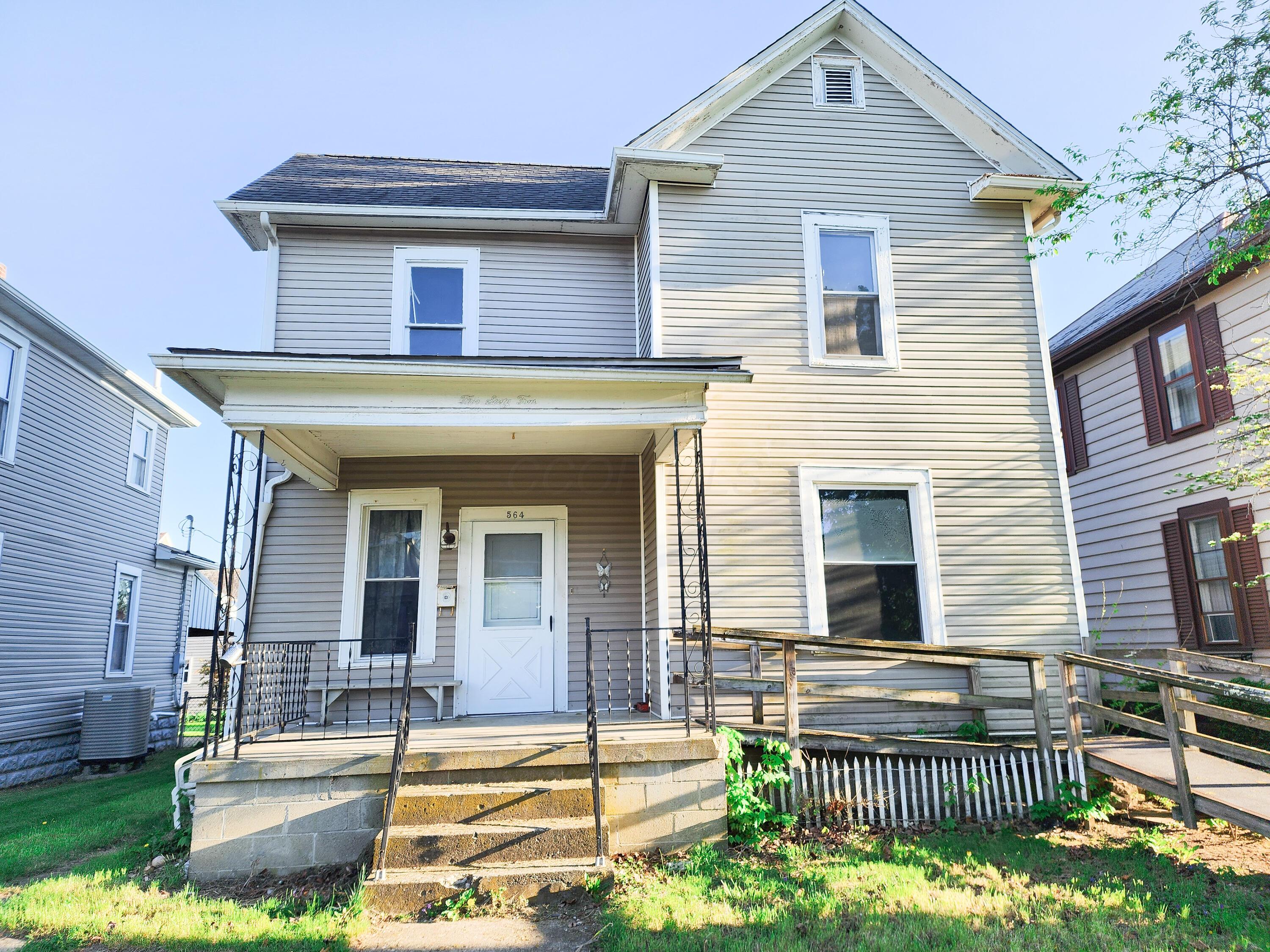 564 E Chestnut Street, Lancaster, Ohio image 1