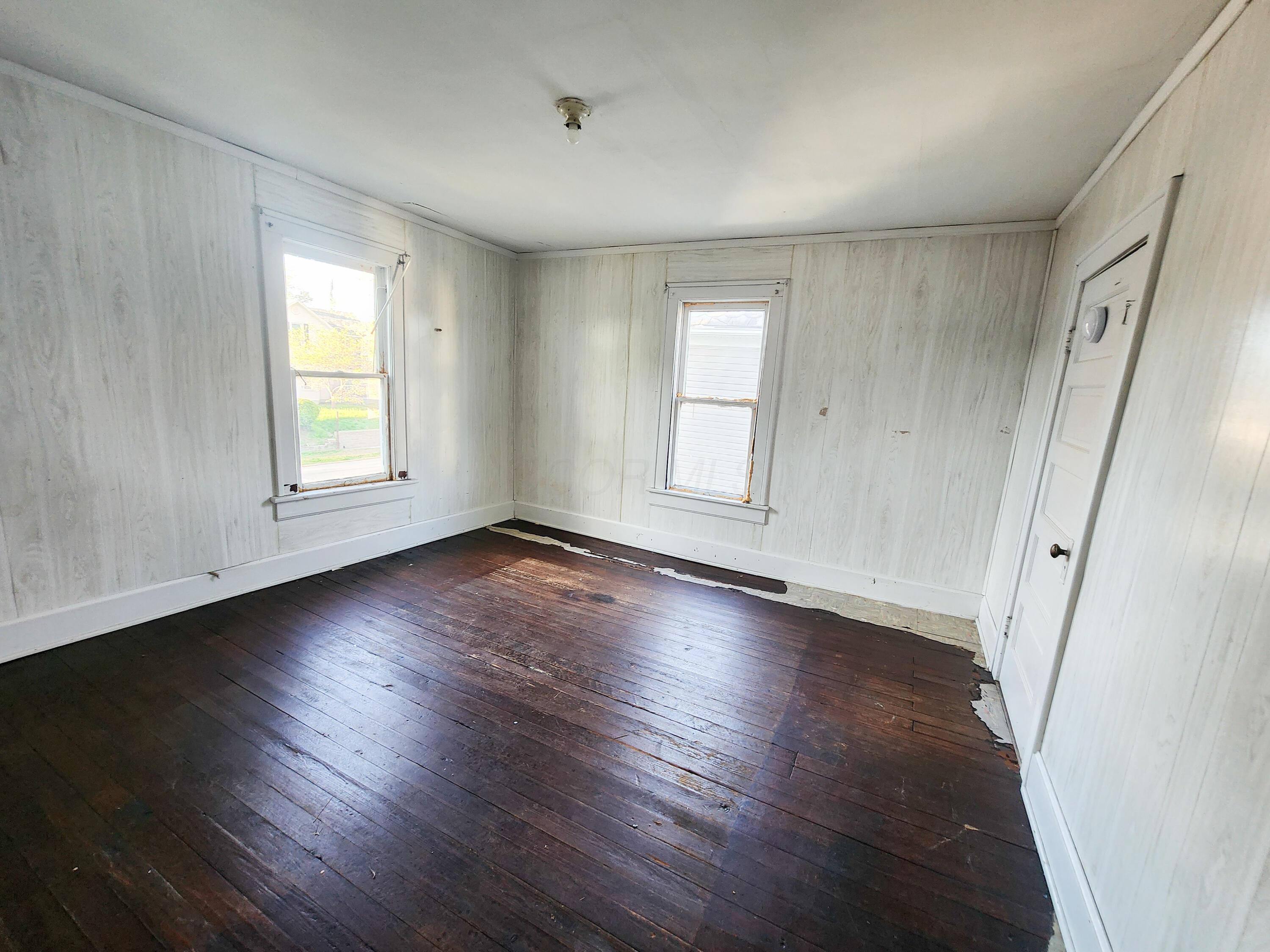 564 E Chestnut Street, Lancaster, Ohio image 11