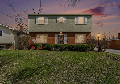 Photo of 1624 Miltwood Road, Columbus, OH 43227 (MLS # 226007642)