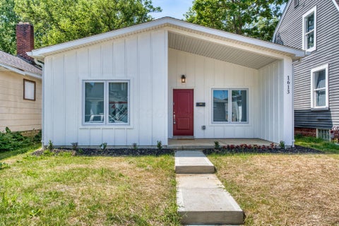 Photo of 1613 Kohr Place, Columbus, OH 43211 (MLS # 226027544)